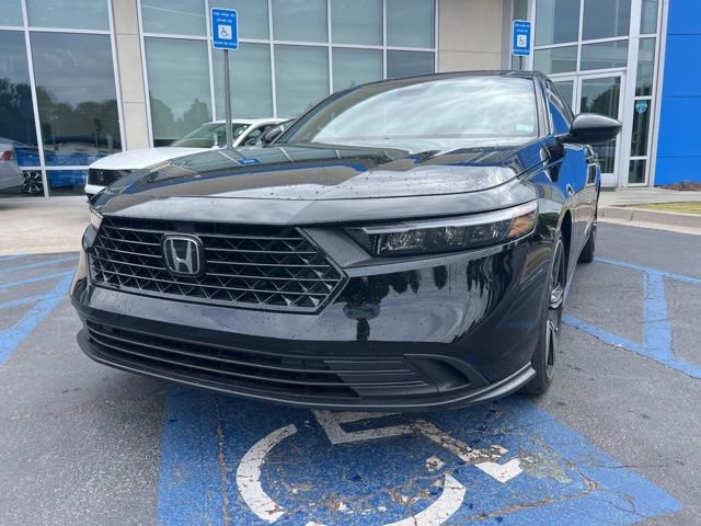 Used 2024 Honda Accord Sport image 2