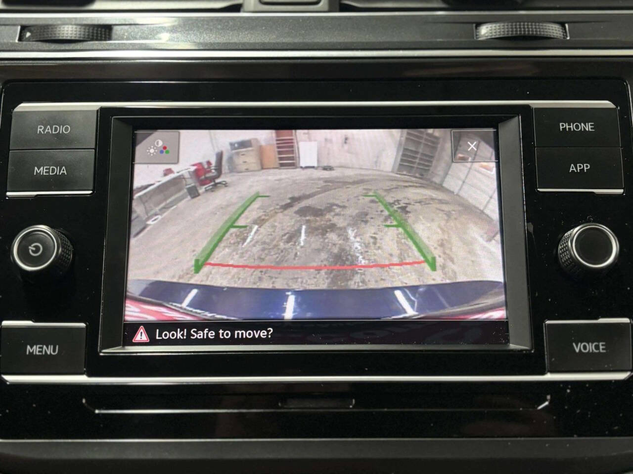 Used 2021 Volkswagen Tiguan S AWD/4WD image 24