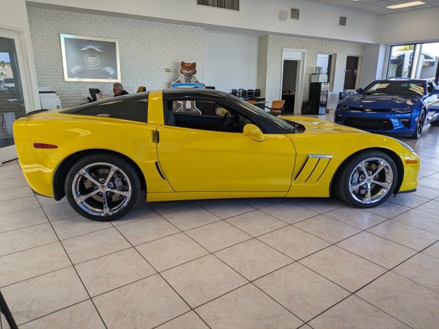 Used 2013 Chevrolet Corvette Grand Sport w/ 3LT Preferred Equipment Group RWD image 3