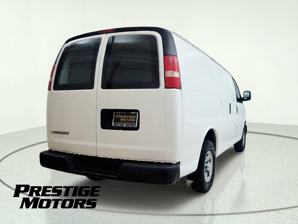Used 2008 Chevrolet Express 1500 RWD image 7