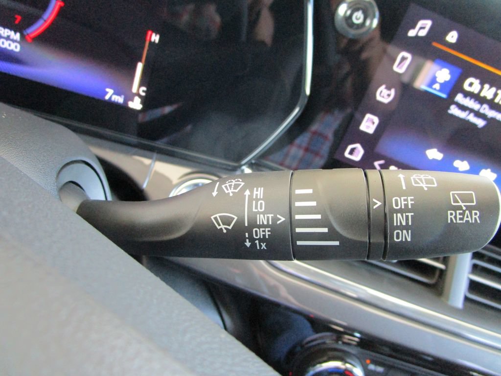New 2026 Chevrolet Trax ACTIV w/ Driver Confidence Package FWD image 28