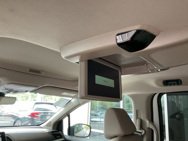 Used 2023 Honda Odyssey Touring image 16