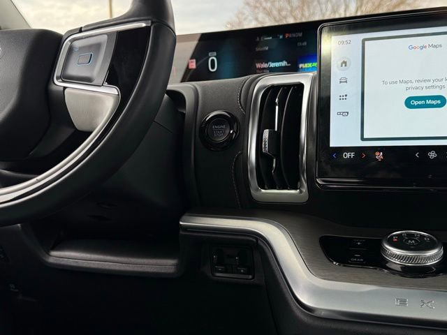 Certified 2025 Ford Expedition Platinum image 14