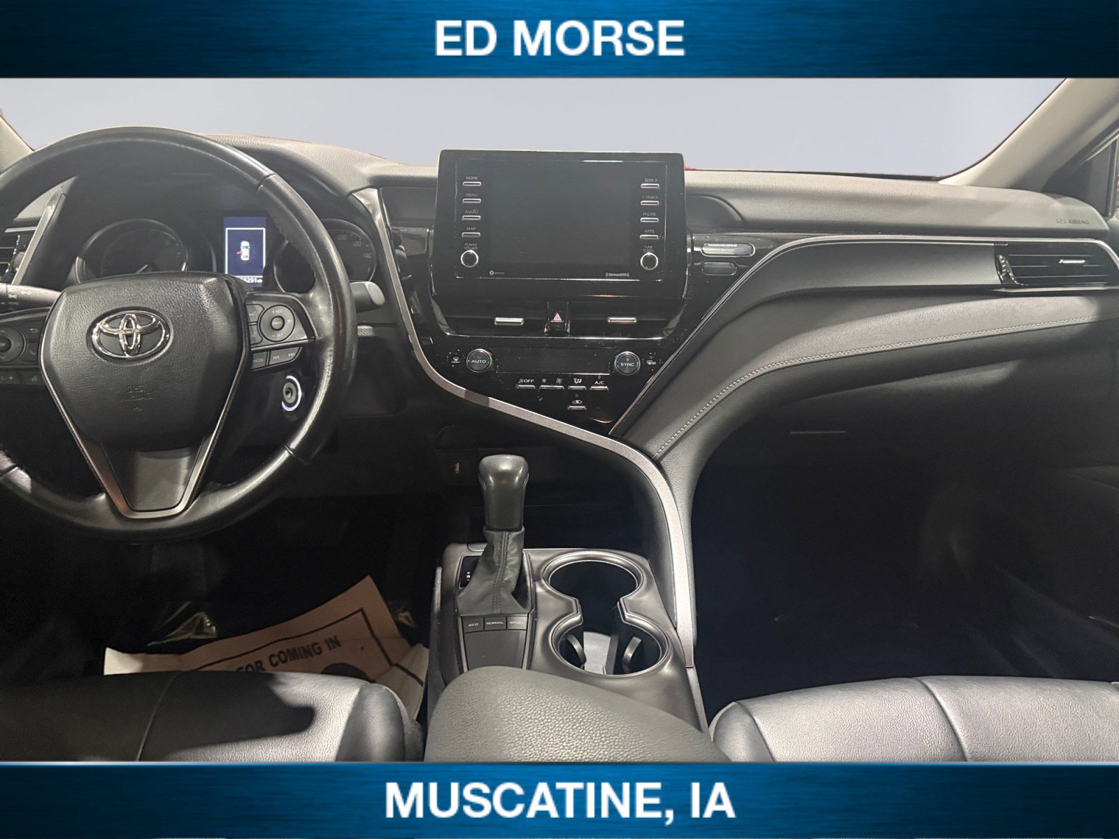 Used 2024 Toyota Camry SE image 10