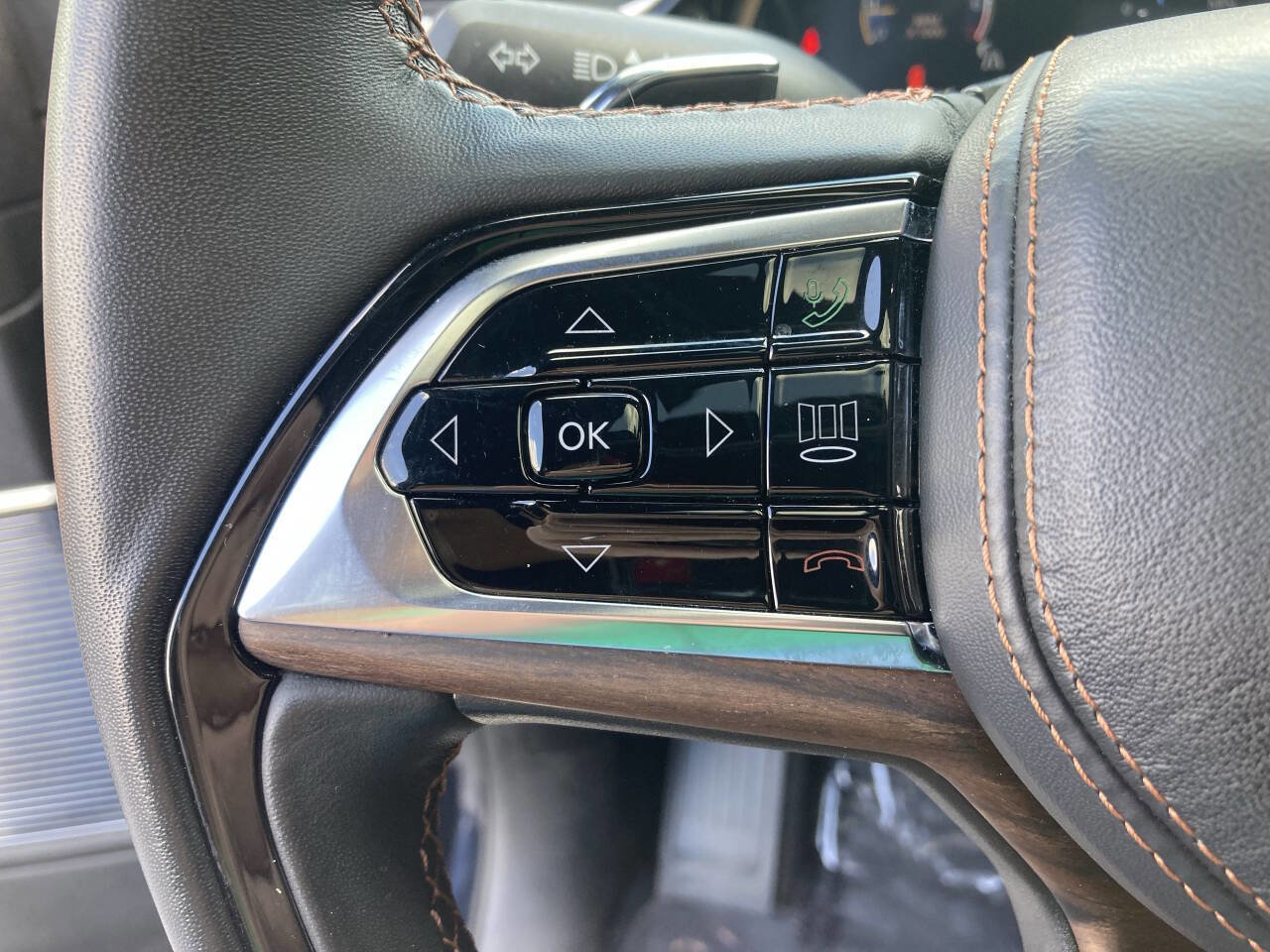 Used 2023 Jeep Grand Cherokee L Summit w/ Advanced Protech Group IV image 73