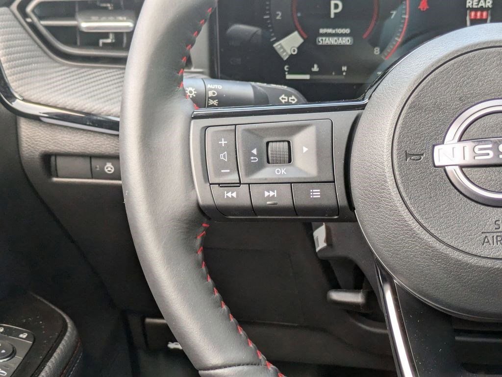 New 2025 Nissan Kicks SR w/ SR Premium Package image 29