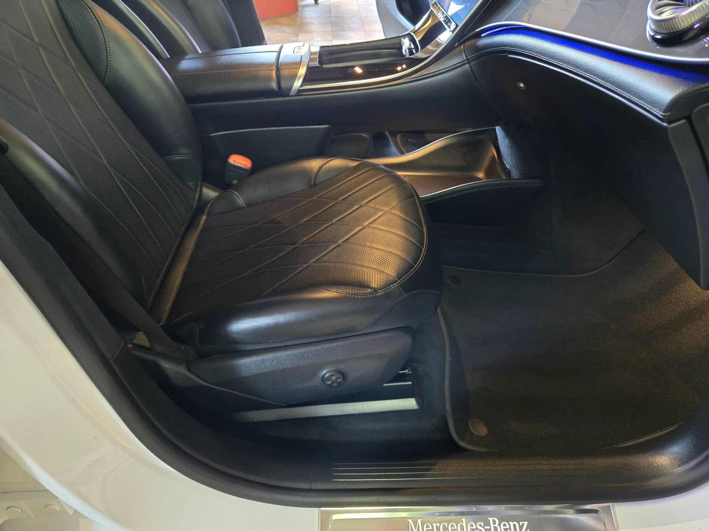 Used 2023 Mercedes-Benz EQE 500 4MATIC SUV image 69