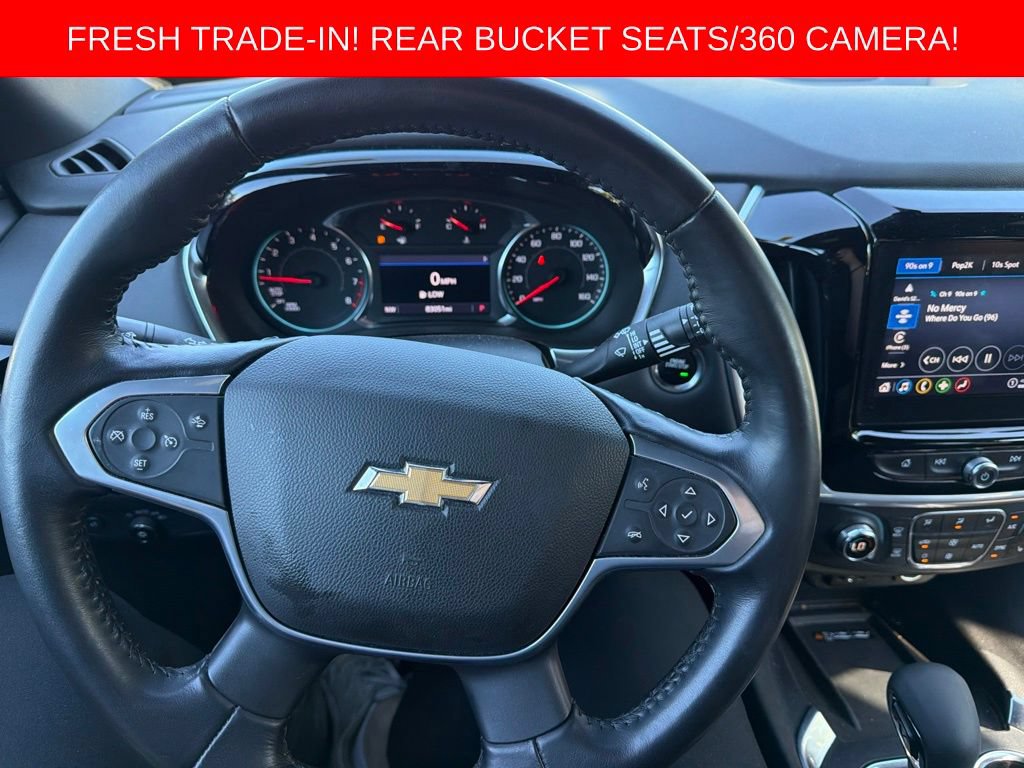 Used 2022 Chevrolet Traverse LT FWD image 17