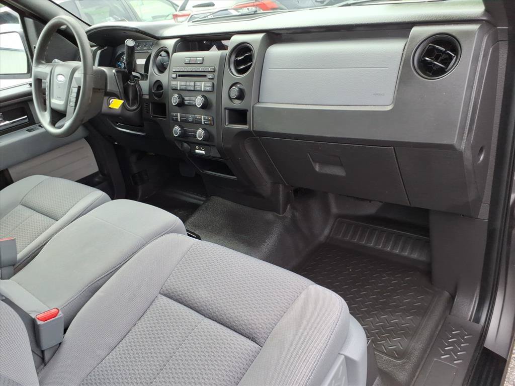 Used 2013 Ford F150 XL w/ Mid Equipment Group RWD image 19