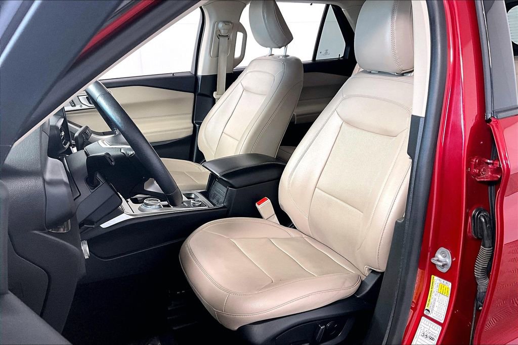 Used 2023 Ford Explorer Limited image 25