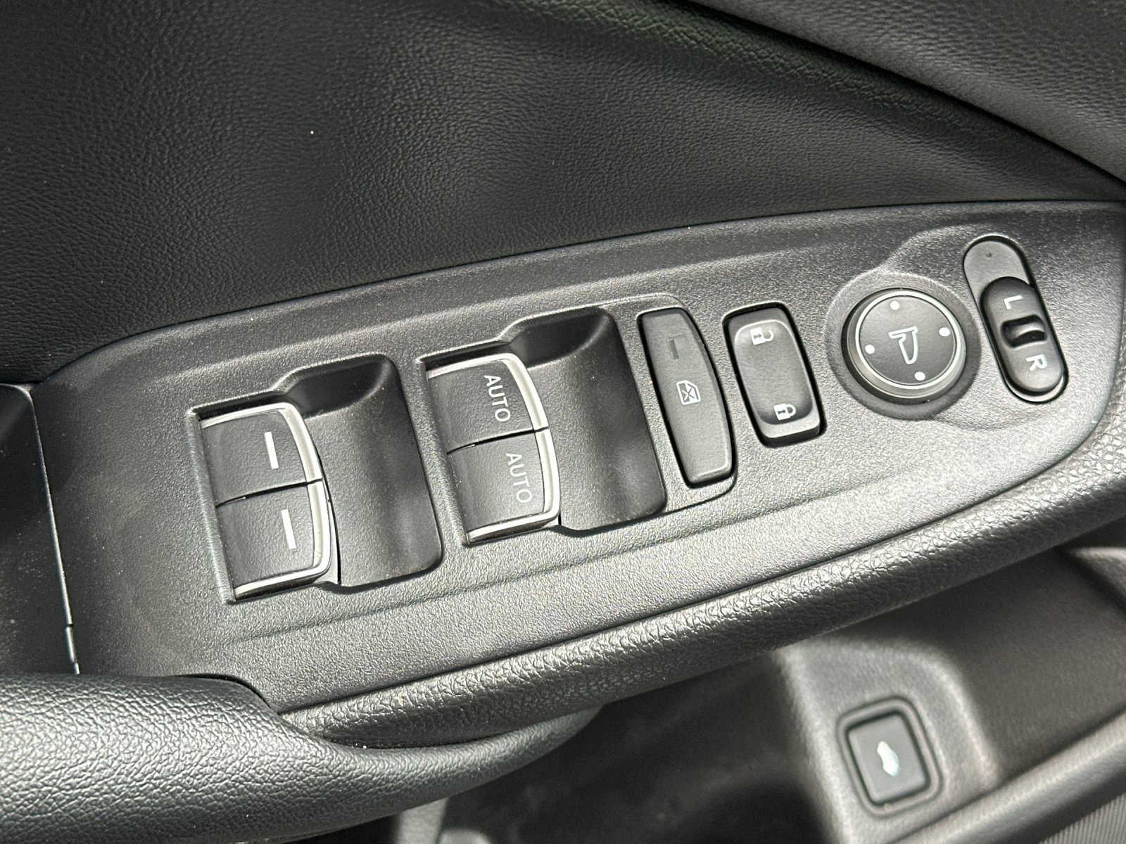 Used 2022 Honda Accord Sport image 12