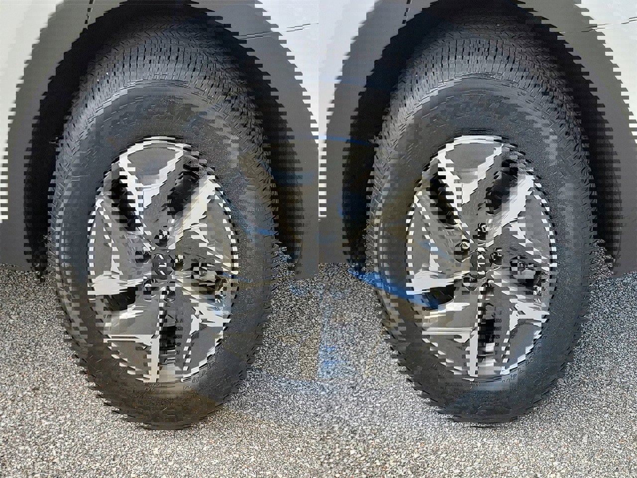 Used 2023 Kia Sorento EX image 5