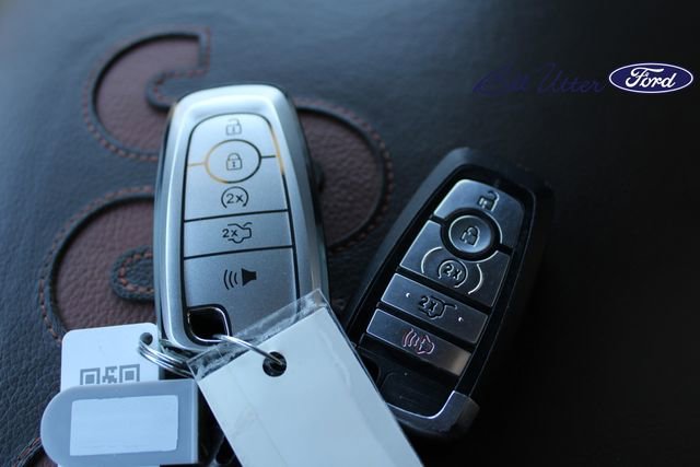 Certified 2021 Ford Expedition King Ranch w/ Cargo Package AWD/4WD image 11