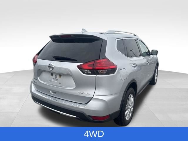 Used 2017 Nissan Rogue SV w/ SV Premium Package video 3