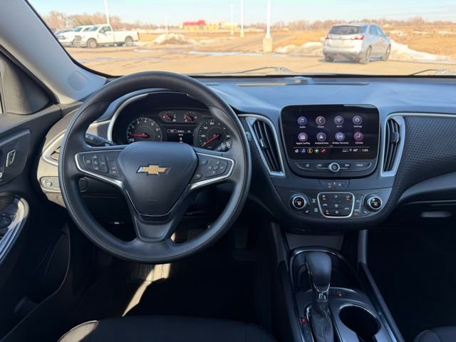 Used 2025 Chevrolet Malibu LT image 26