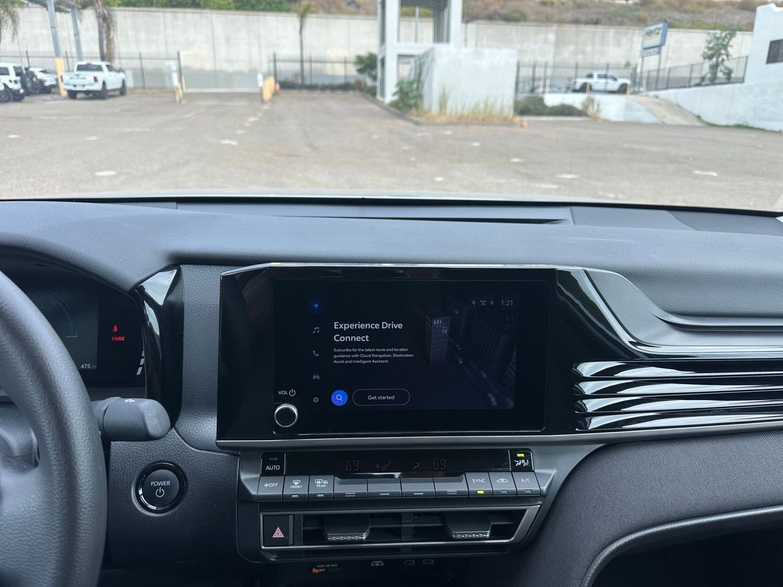 Used 2025 Toyota Camry LE image 18