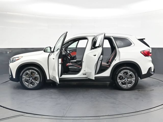 Used 2023 BMW X1 xDrive28i w/ Premium Package AWD/4WD image 45