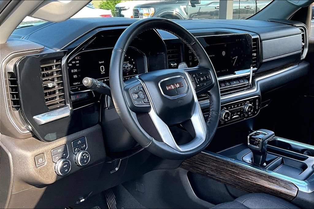 Used 2024 GMC Sierra 1500 Elevation w/ Max Trailering Package AWD/4WD image 19