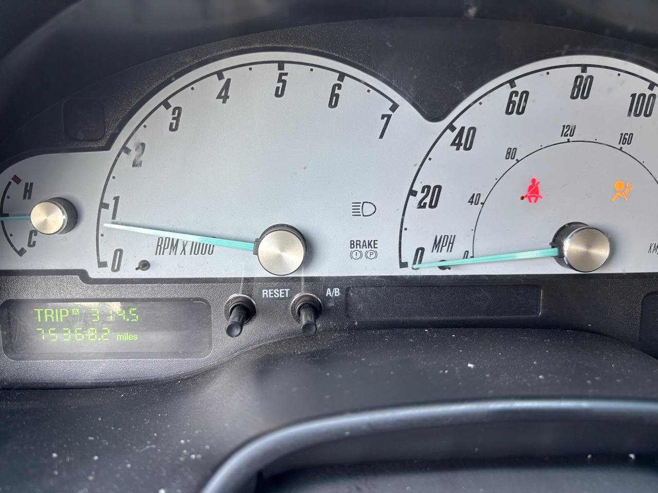 Used 2002 Ford Thunderbird RWD image 14
