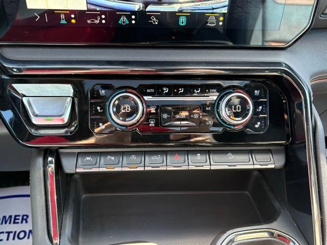 Used 2023 GMC Sierra 1500 AT4 w/ Technology Package AWD/4WD image 22