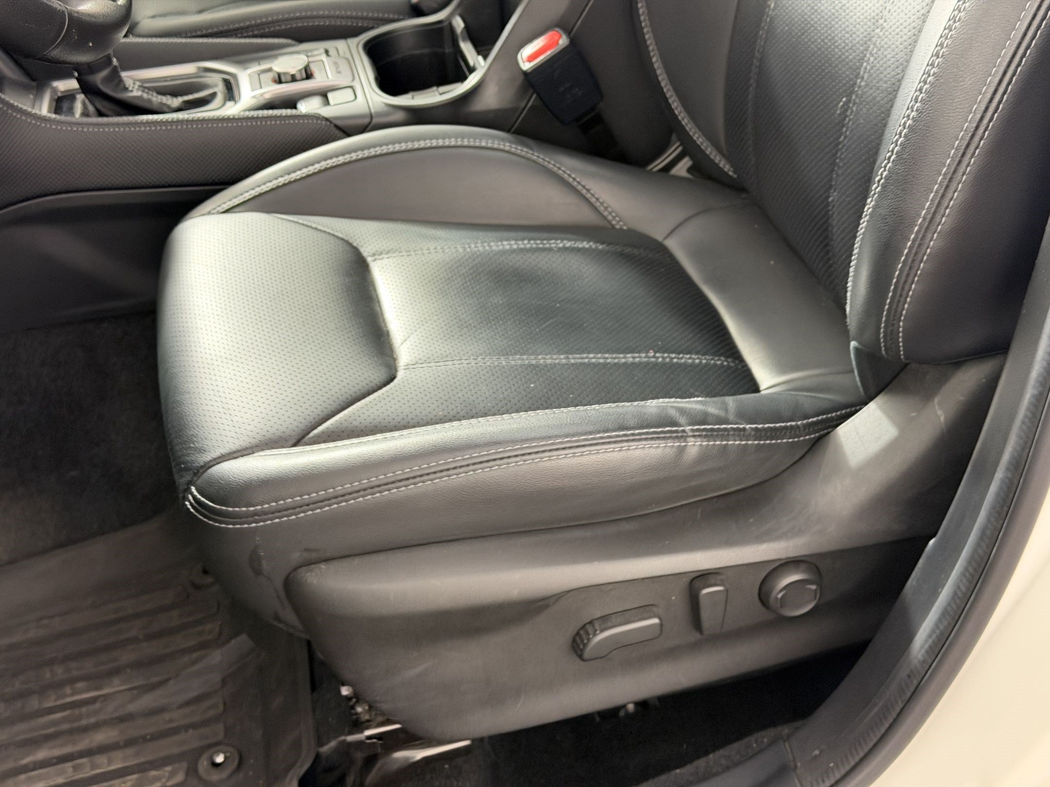 Used 2021 Subaru Forester Touring AWD/4WD image 15