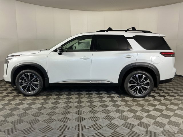 New 2026 Nissan Pathfinder Platinum AWD/4WD image 4