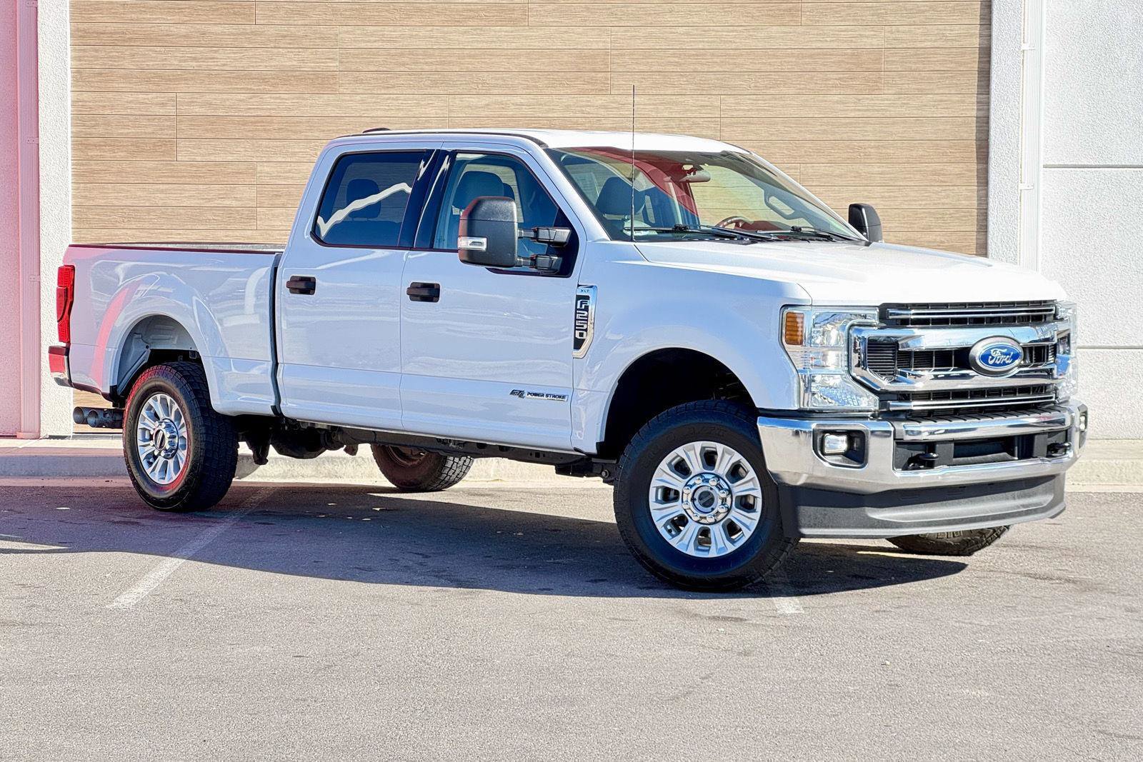 Used 2022 Ford F250 XLT w/ XLT Value Package image 2