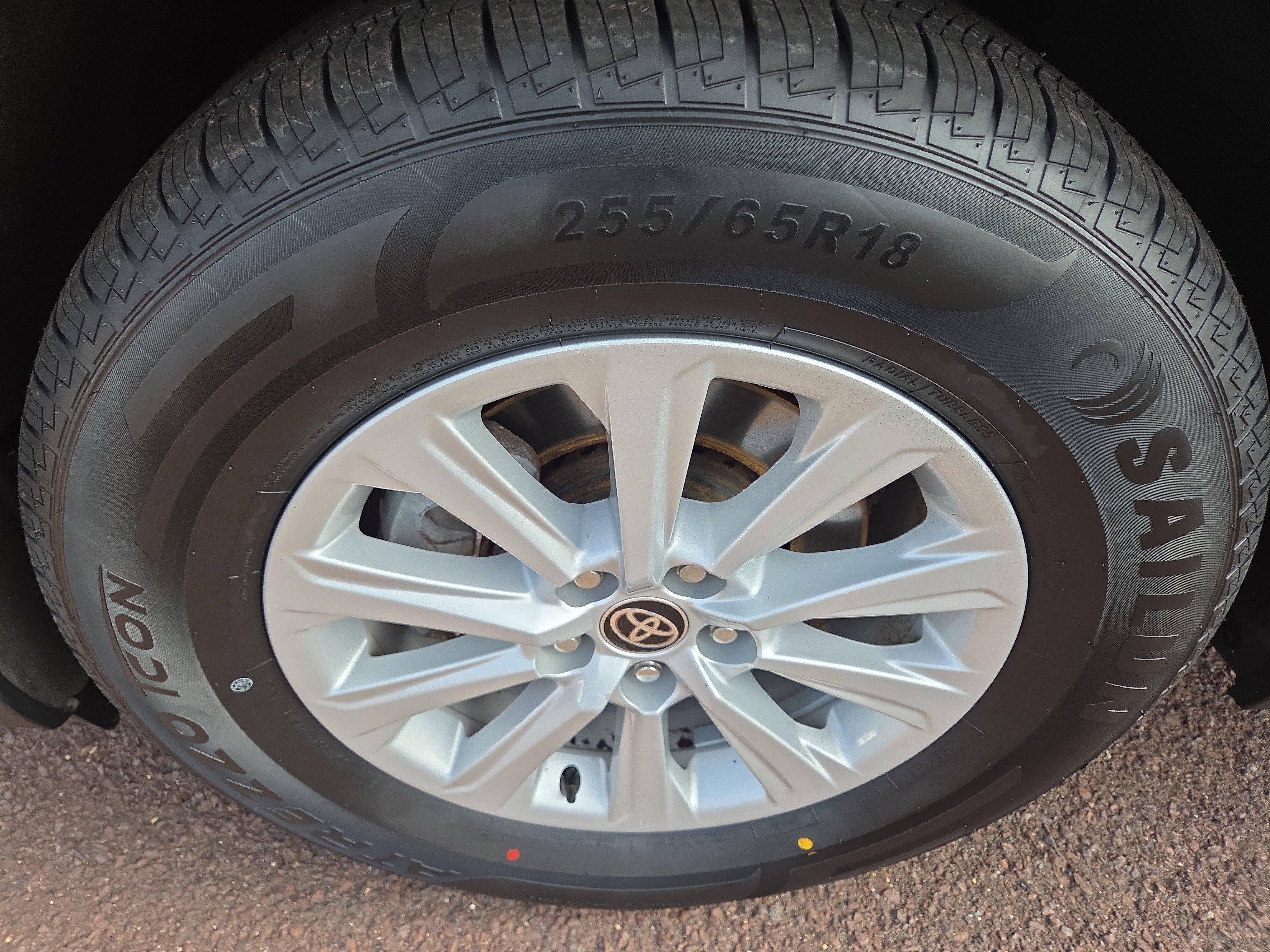 Certified 2024 Toyota Grand Highlander AWD image 12