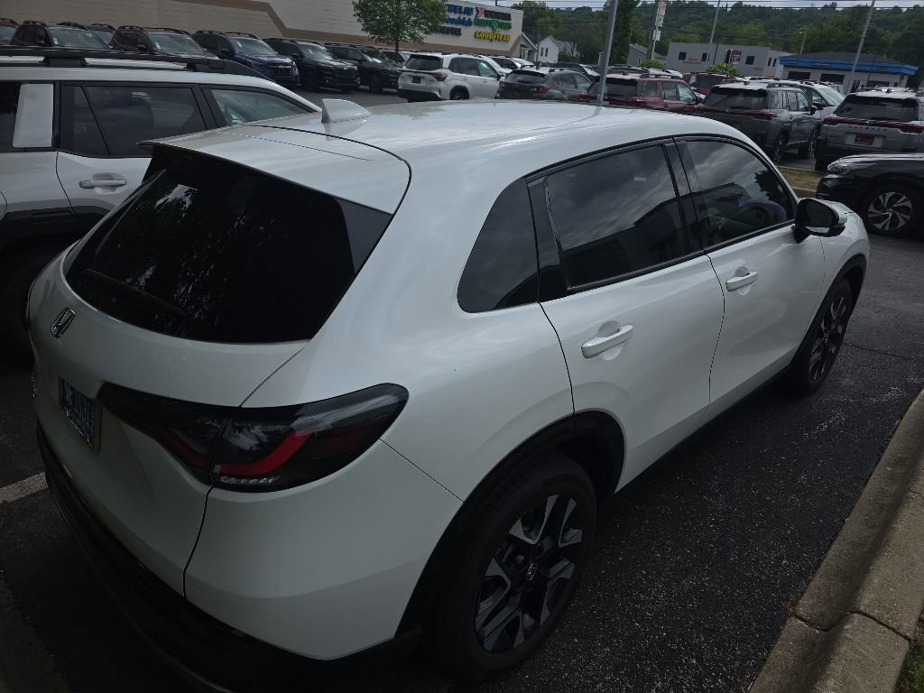 Used 2026 Honda HR-V EX-L image 6