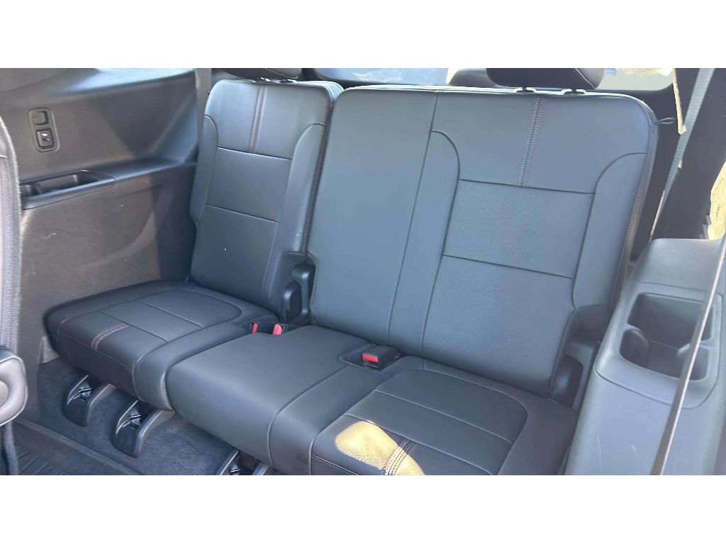 Used 2023 Chevrolet Traverse RS w/ LPO, Floor Liner Package image 13