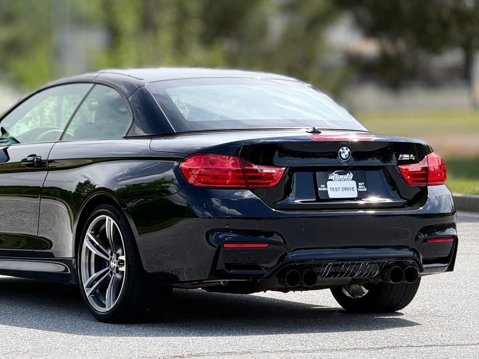 Used 2016 BMW M4 Convertible image 44