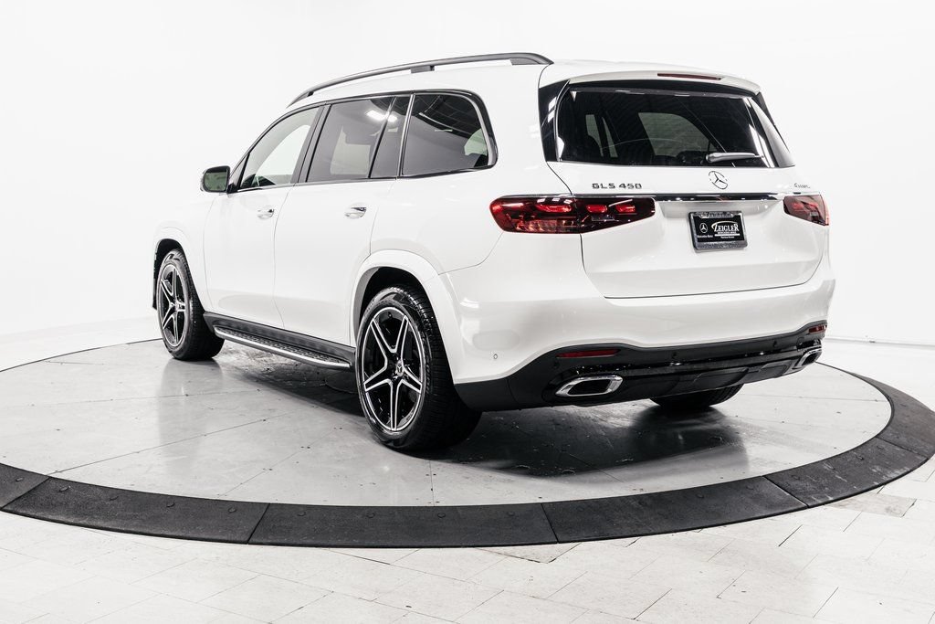 Used 2026 Mercedes-Benz GLS 450 4MATIC image 32