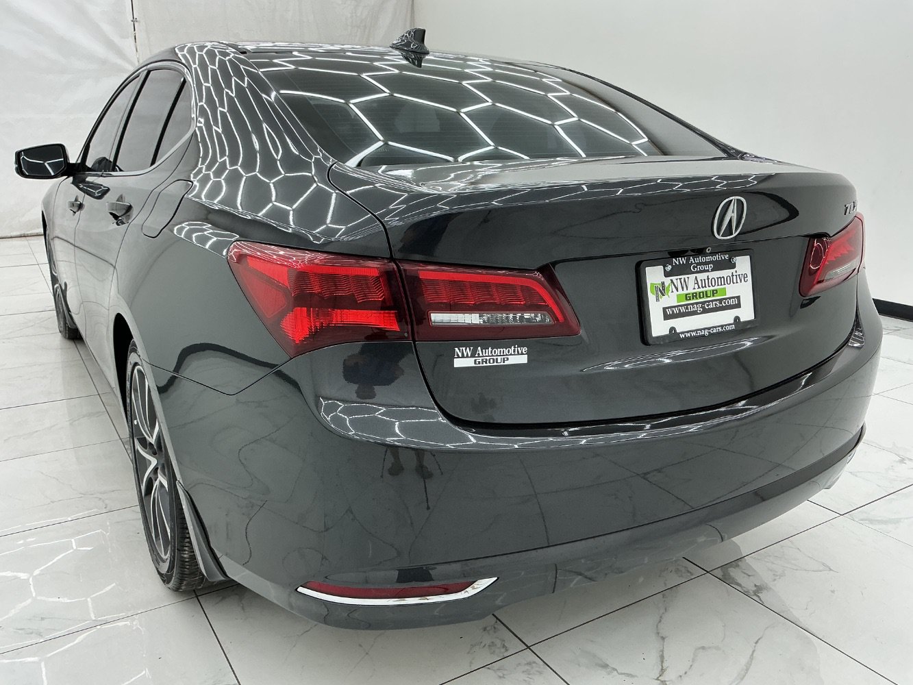 Used 2015 Acura TLX V6 FWD image 9