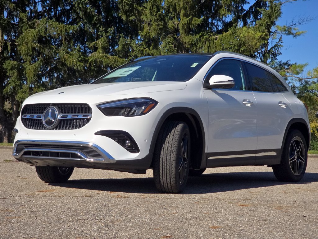New 2026 Mercedes-Benz GLA 250 4MATIC image 11
