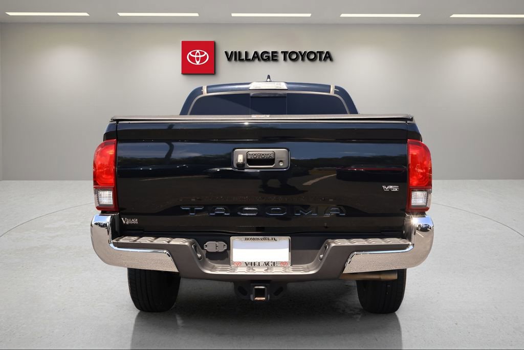 Used 2020 Toyota Tacoma SR5 RWD image 5