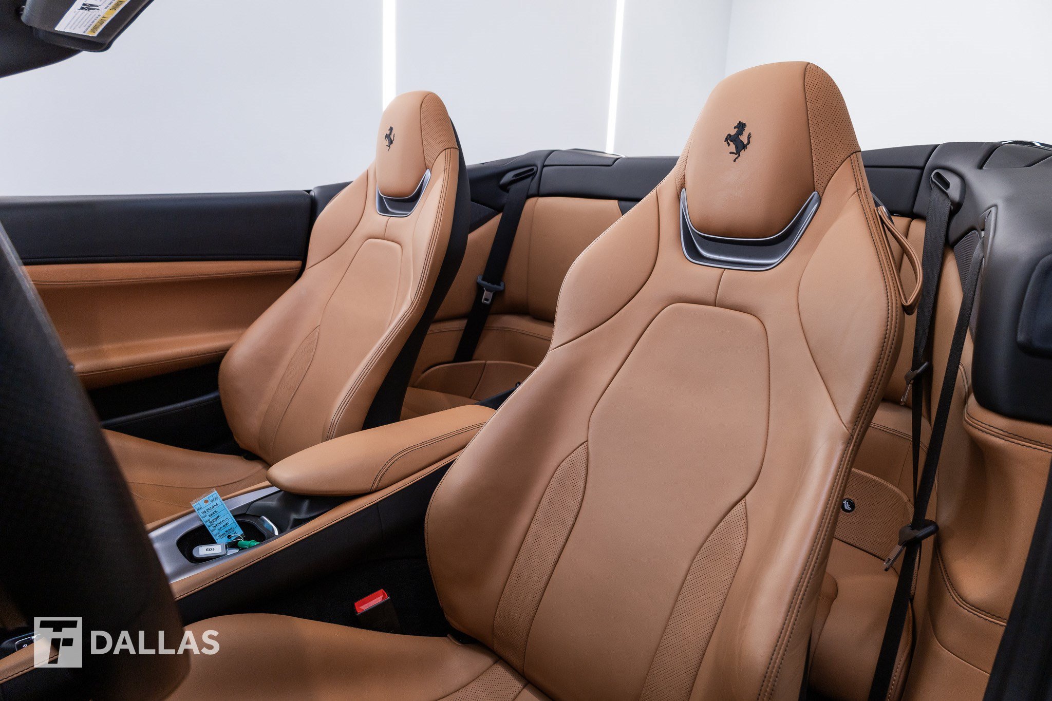Used 2023 Ferrari Portofino M RWD image 27