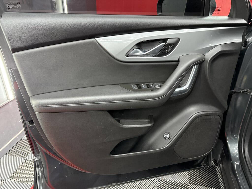 Used 2019 Chevrolet Blazer LT image 7