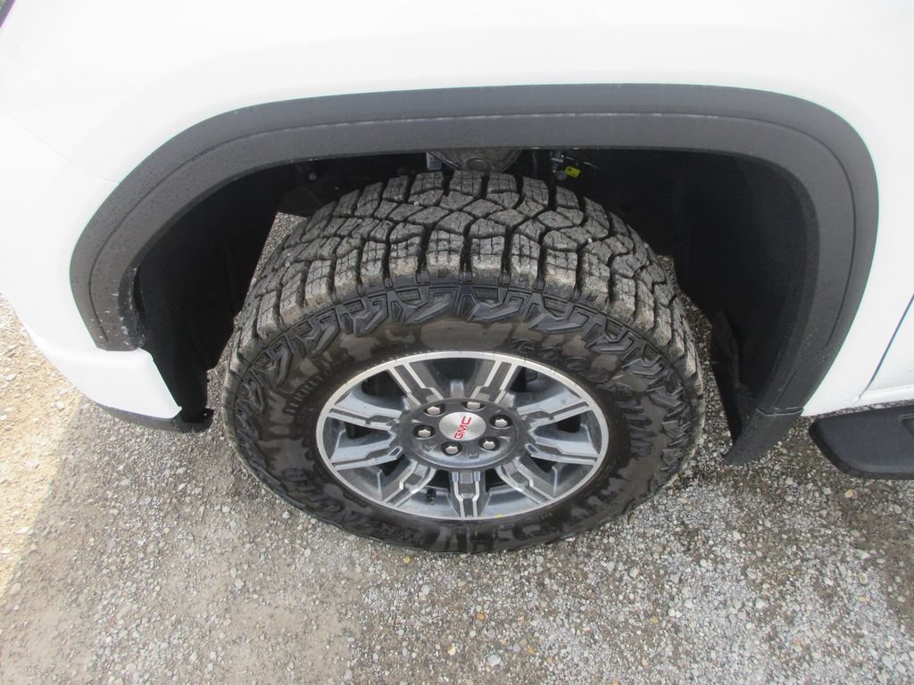 New 2026 GMC Sierra 1500 AT4 w/ AT4 Premium Package AWD/4WD image 14