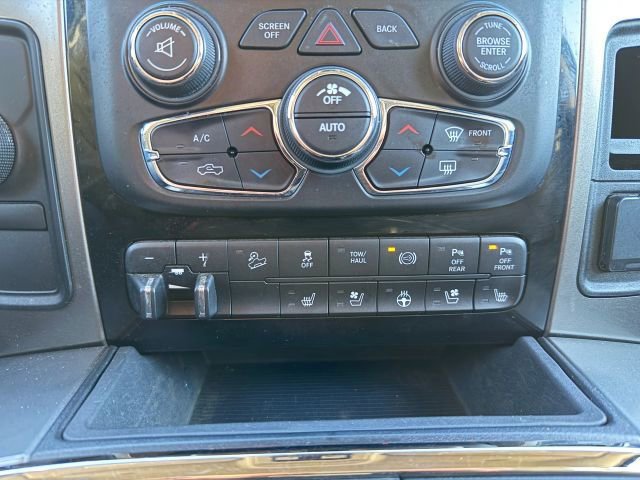 Used 2018 RAM 2500 Laramie w/ Sport Appearance Group image 38