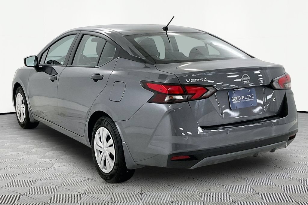 Used 2025 Nissan Versa S w/ Trunk Package FWD image 4