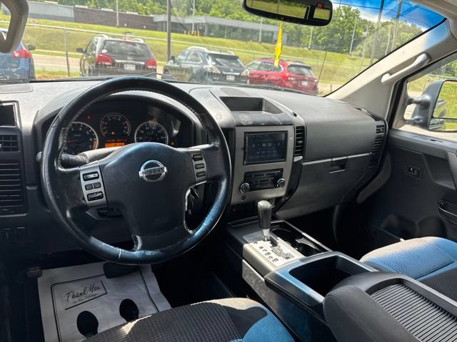 Used 2012 Nissan Titan SV w/ SV Premium Utility Pkg RWD image 12