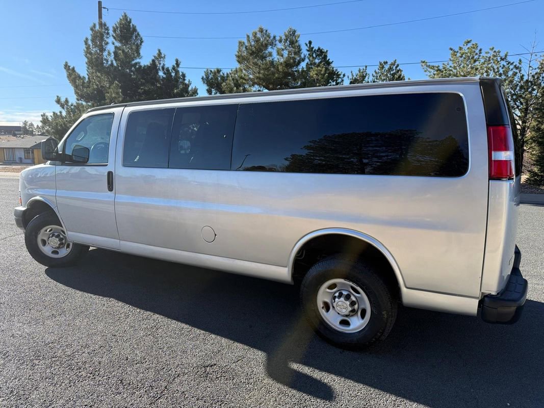 Used 2020 Chevrolet Express 3500 LS image 2