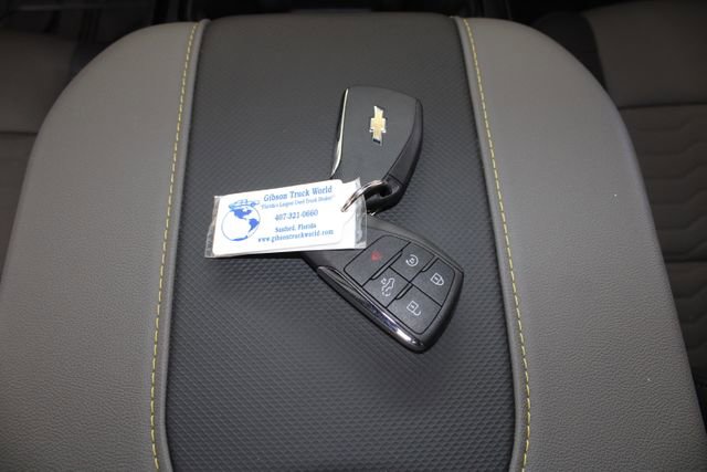 Used 2025 Chevrolet Silverado 2500 ZR2 w/ Technology Package image 26