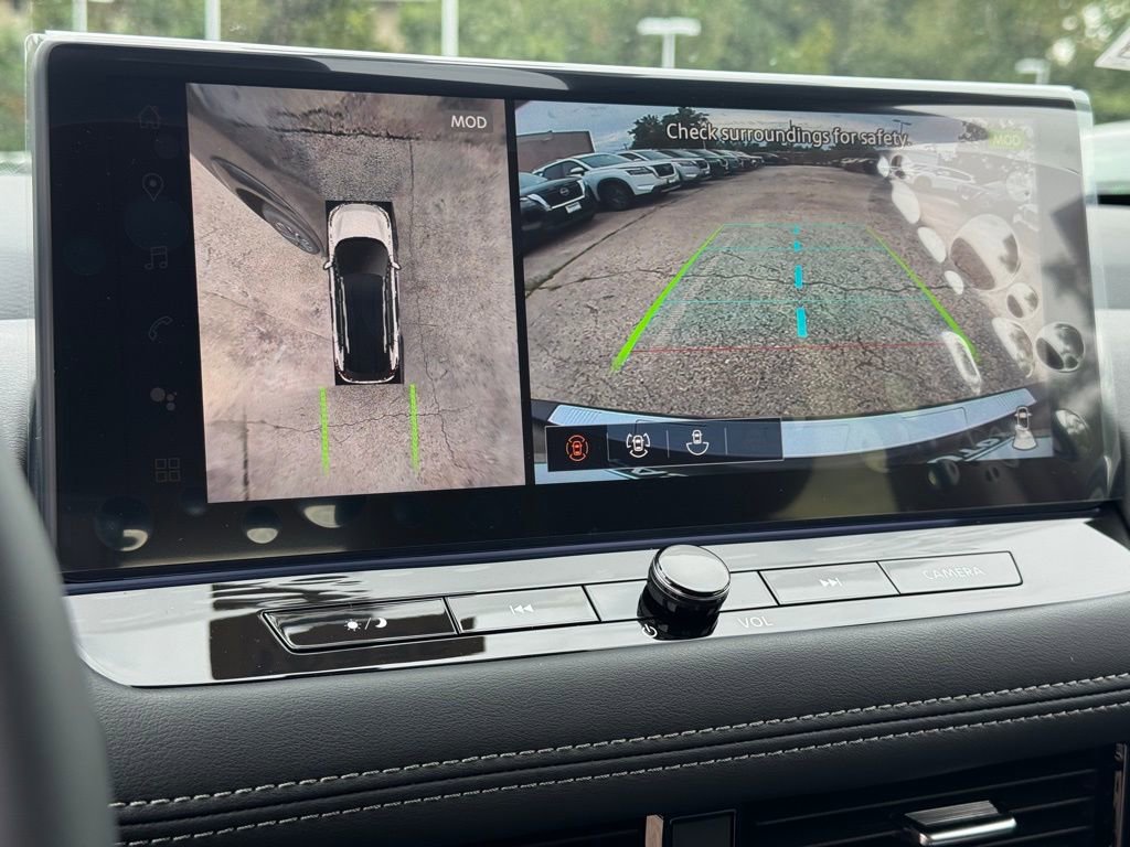 New 2026 Nissan Rogue Platinum w/ Platinum Premium Package image 11