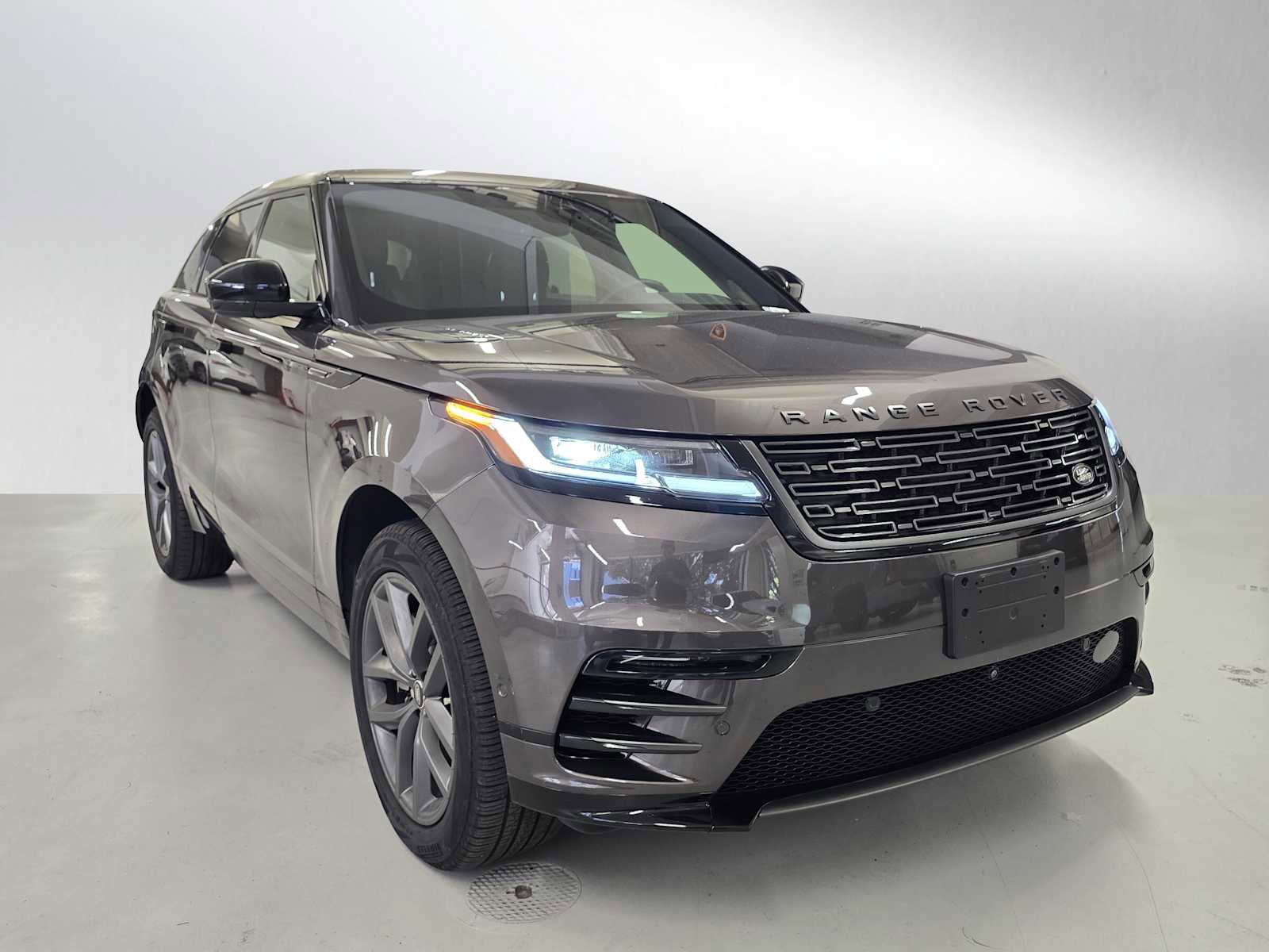 Used 2026 Land Rover Range Rover Velar Dynamic SE AWD/4WD image 7