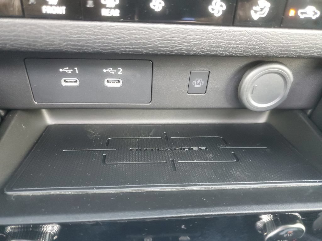 New 2026 Mitsubishi Outlander AWD image 33