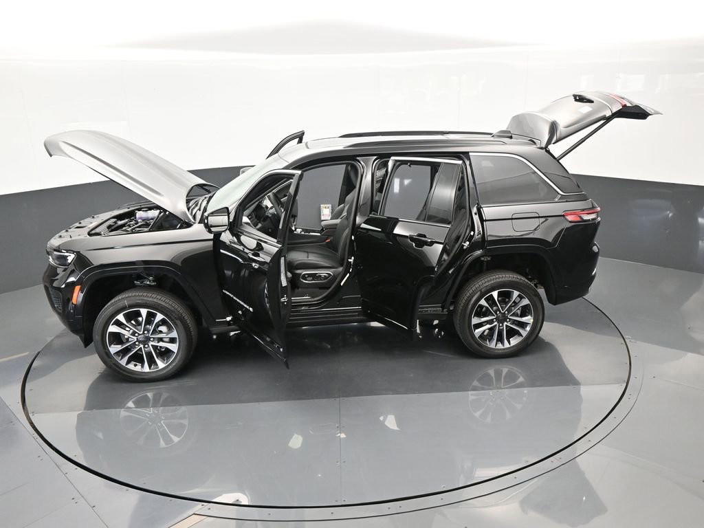 Used 2024 Jeep Grand Cherokee Overland w/ Luxury Tech Group IV image 58
