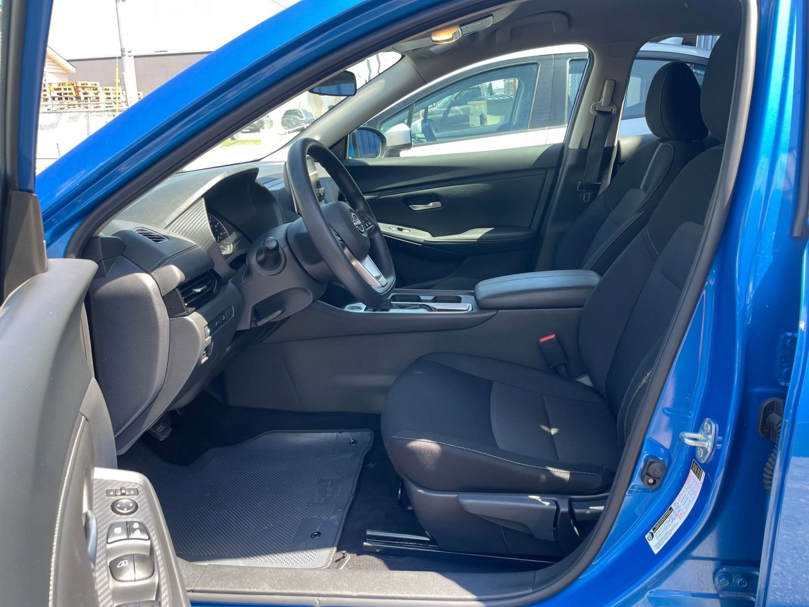 Used 2025 Nissan Sentra SV image 24