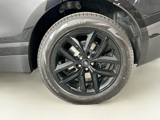 Used 2026 Land Rover Range Rover Velar S AWD/4WD image 30