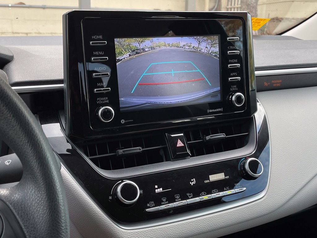 Used 2021 Toyota Corolla L FWD image 18